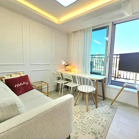 #Hongdae#Terrace House #Family#Friends#Yeontrural Park#New Building Apartment