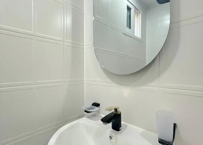 아파트 #Hongdae Exit2#Deluxe Apt#New Building#Luggage Storage#Yentral Park