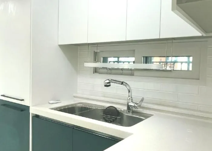 #Hongdae Exit2#Deluxe Apt#New Building#Luggage Storage#Yentral Park 서울특별시