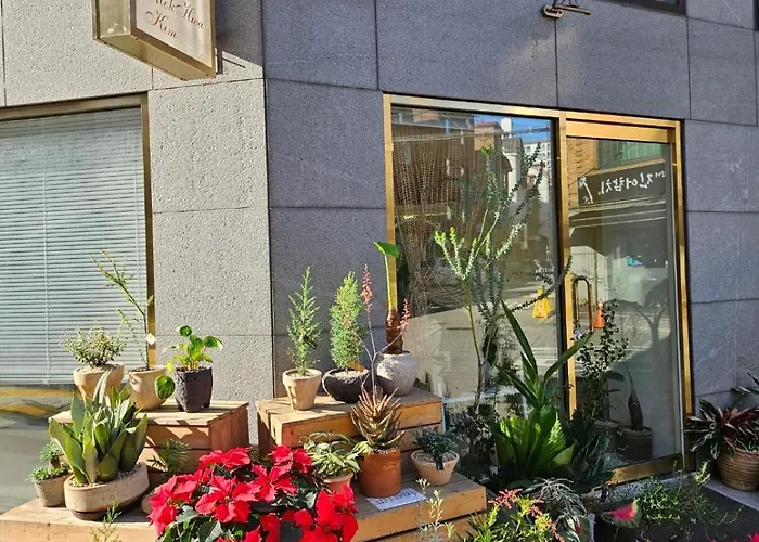 아파트 #Hongdae Exit2#Deluxe Apt#New Building#Luggage Storage#Yentral Park *